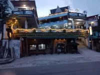 3 Berastagi Hotel فنادق في بيراستاجي