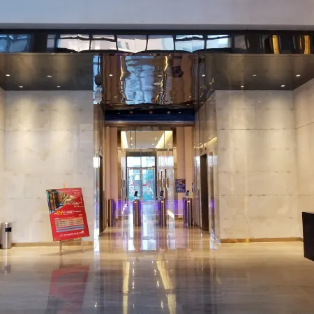 Gao Yin · Yundi Skyline Luxury Residences (Kunming Tongde Plaza Baiyun Road Metro Station Branch)