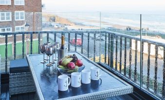 Host Stay Captain s Deck Seafront Apartment