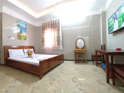 Khách Sạn Đăng Hoàng Quân Các khách sạn gần Trường Đại học Khoa học Tự nhiên, ĐHQG-HCM, Cơ sở Linh Trung.