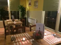 韋克菲爾德基爾恩酒店，隸屬於AG精選系列 - 早餐