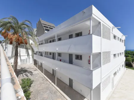 Beachfront Nasas 4 JM