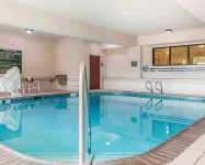 Comfort Suites Grandville - Grand Rapids SW - Uima-altaat