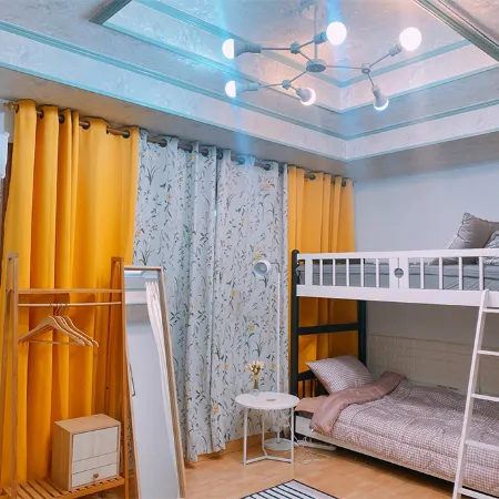 Jeju Gogo Aewol Guest House Отели рядом с достопримечательностью «Публичная библиотека в городе Эволь»