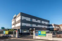 Sure Hotel by Best Western Beziers le Monestie Hotel a Puissalicon