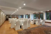 Welcomhotel by ITC Hotels, Pine N Peak, Pahalgam - Breakfast