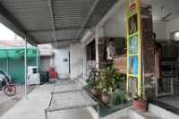 Hotel Prashant International Hotels in Гандхідхам