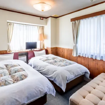 Community House Tyrolien Hotels near Oide Park