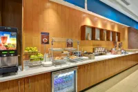 SpringHill Suites Cincinnati Airport South - breakfast