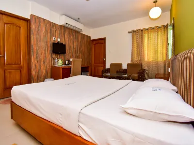 Soorya Swagath Hotels near Pettakkadu Sree Selva Vinayagar Temple