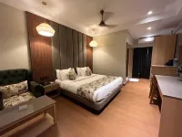 The Cindrella Hotel Hotels in Сіліґурі