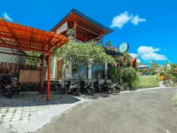 你們與我們之家飯店 阿杜海灘（Atuh Beach）附近的飯店
