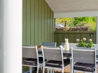"Henninge" - 300m from the Sea
