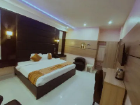 Olympus Hotel & Suites