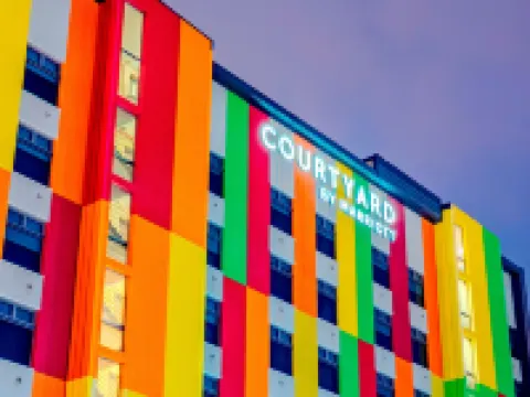 Courtyard Santiago Airport Hotels in Santiago