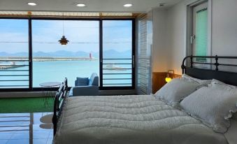 Namhae Ocean Lounge Pension