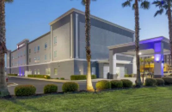 Best Western Plus Brunswick Inn  Suites