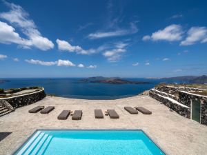 Vedema, a Luxury Collection Resort, Santorini