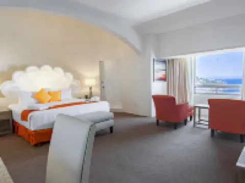 Tesoro Manzanillo All Inclusive โรงแรมในมานซานีโย