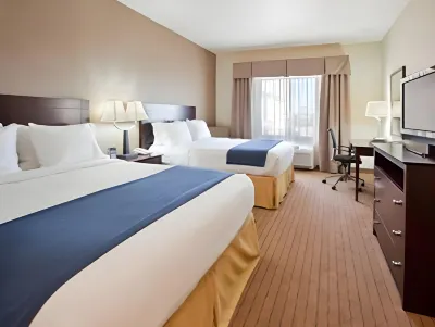 Holiday Inn Express & Suites Napa Valley-American Canyon Hotels in 