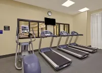 Hampton Inn Detroit/Dearborn - Gym