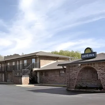 Days Inn by Wyndham Erick