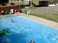 Paradise Motel - Pools
