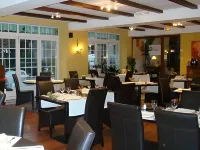 Hotel le Lion d'Or Hotels in Saint-Geniez-d'Olt