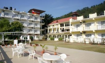 Riverside Resorts