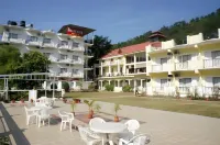 Riverside Resorts Hotels in Rawadi