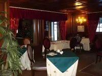 Hotel Chateau Blanc - breakfast