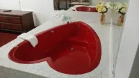Persepolis Inn - Hot Tub