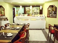 Tritone Hotel - Desayuno