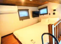 BASE 1901 Hotels in Kyonan