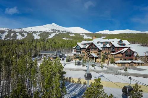 Crystal Peak Lodge by Vail Resorts Hotels in Breckenridge