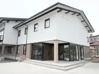 はぎ苑 生涯学習プラザ運動公園（芝生広場）周辺のホテル