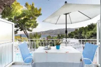 Lions Apartments Hotels in Poros