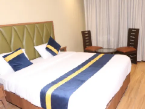 Lotus Deluxe Rooms Hotels in Waliv