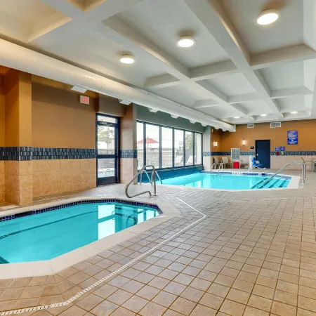 Drury Inn & Suites Birmingham Lakeshore Drive