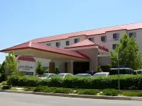 Courtyard Sacramento Midtown Hotels near Elmhurst-Med Center Community Garden