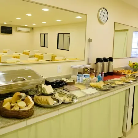 Atalanta Hotel