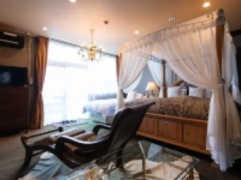 Auberge Tenku Hotels in Hoki