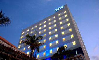 One Acapulco Costera