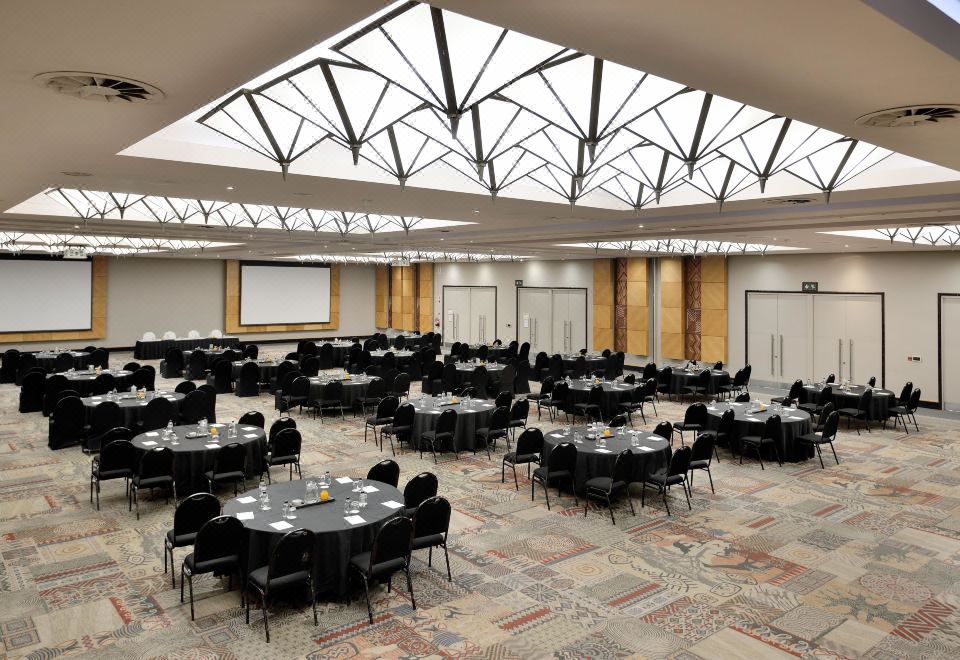 Windhoek Country Club Resort Over view