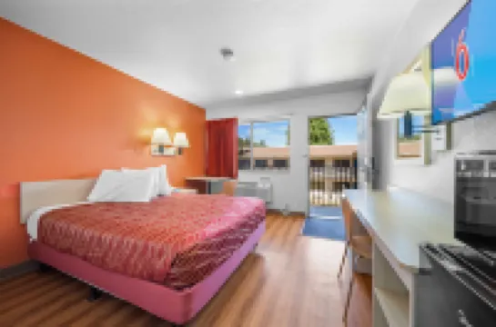 Motel 6 Big Bear Lake, CA Hotels in Big Bear Lake