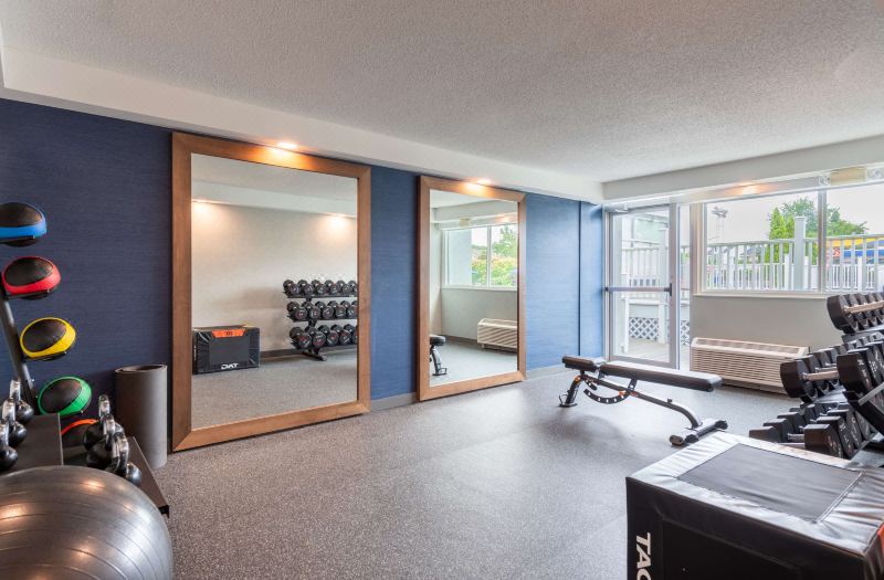 Hampton Inn by Hilton Manchester photo 2