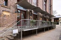 Harbour Rocks by ODE Hotels Отели в г. The Rocks