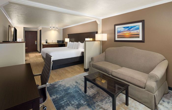 Ramada by Wyndham Moses Lake