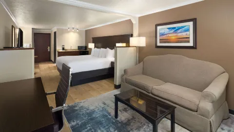 Ramada by Wyndham Moses Lake in Grant County