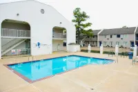 Motel 6 Millington, TN